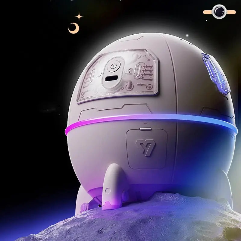 Modern Astronaut Humidifier